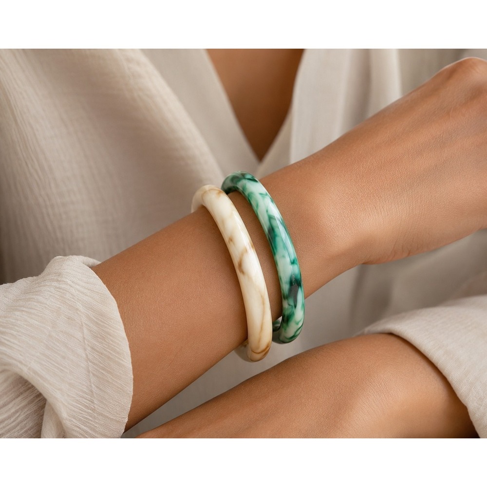ALEMBIKA NWT  Jade & Oat Bangle Marbled Hand Crafted Resin Stacked‎ Bracelet Set